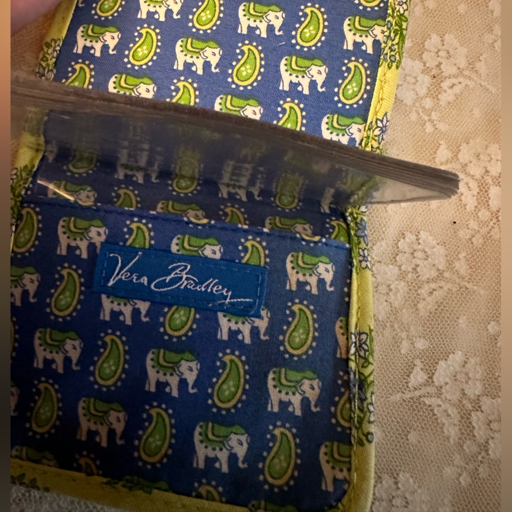 Vera Bradley Floral Quilted Business Card Holder 4 x 4 - Picture 3 of 4